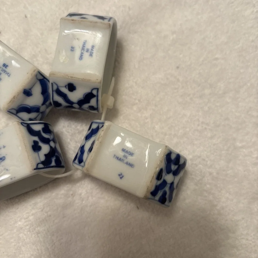 VTG Blue and White Hand Painted Ceramic Napkin Rings, Set of 4 Made In Thailand